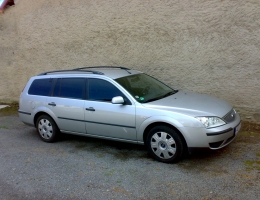 Ford Mondeo combi - protislunecni autofolie Llumar AT5,35